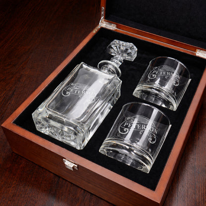Groomsmen Personalized Classic Whiskey Decanter with Glasses Gift Set