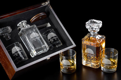 Seashell Personalized Classic Whiskey Decanter with Glasses Gift Set
